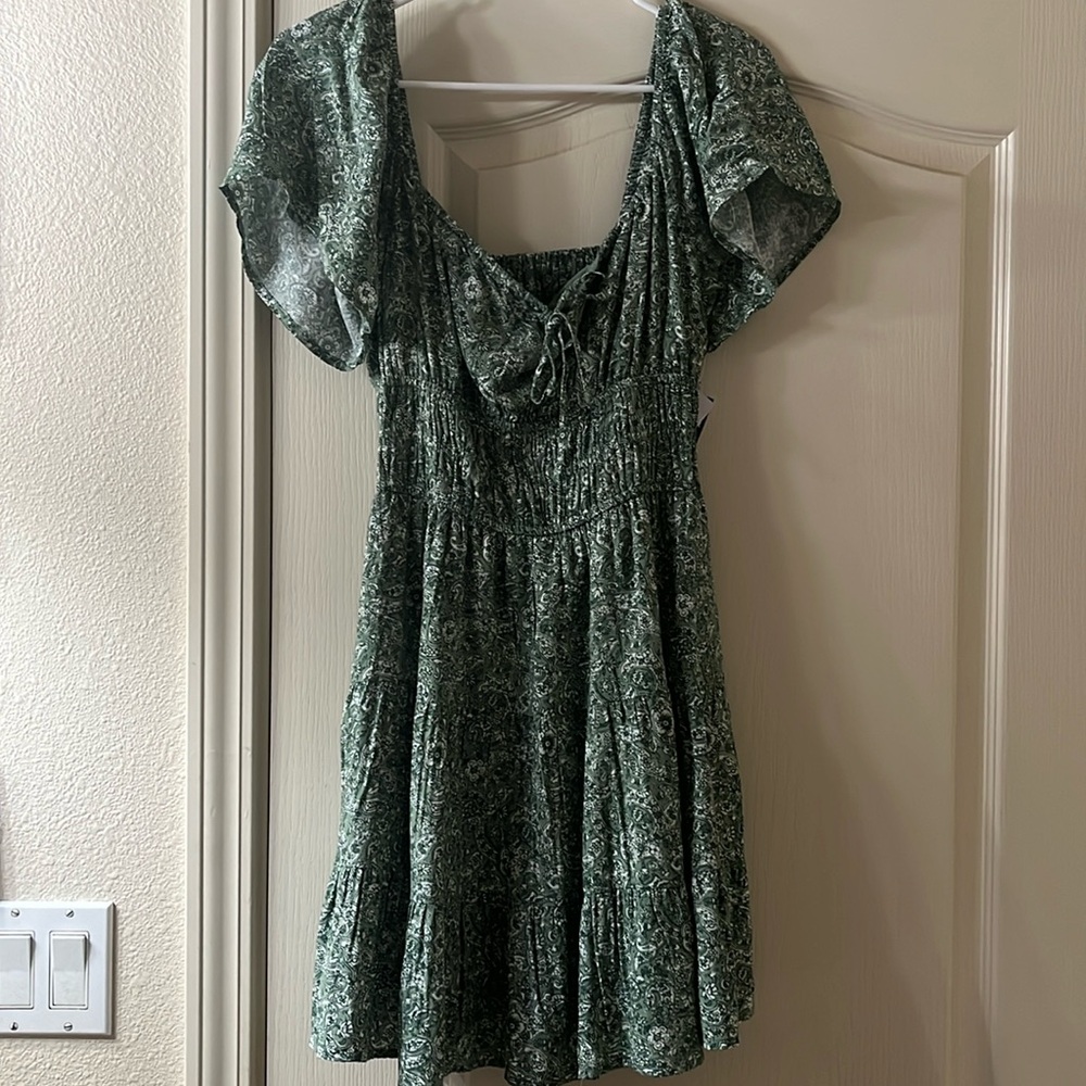 Green short dress